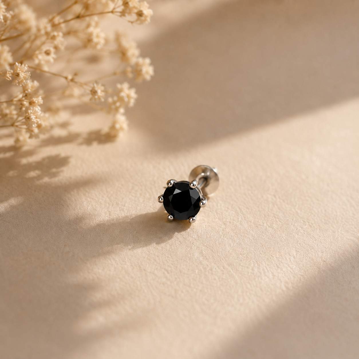 925 Sterling Silver Black Stone Men’s Stud Earring