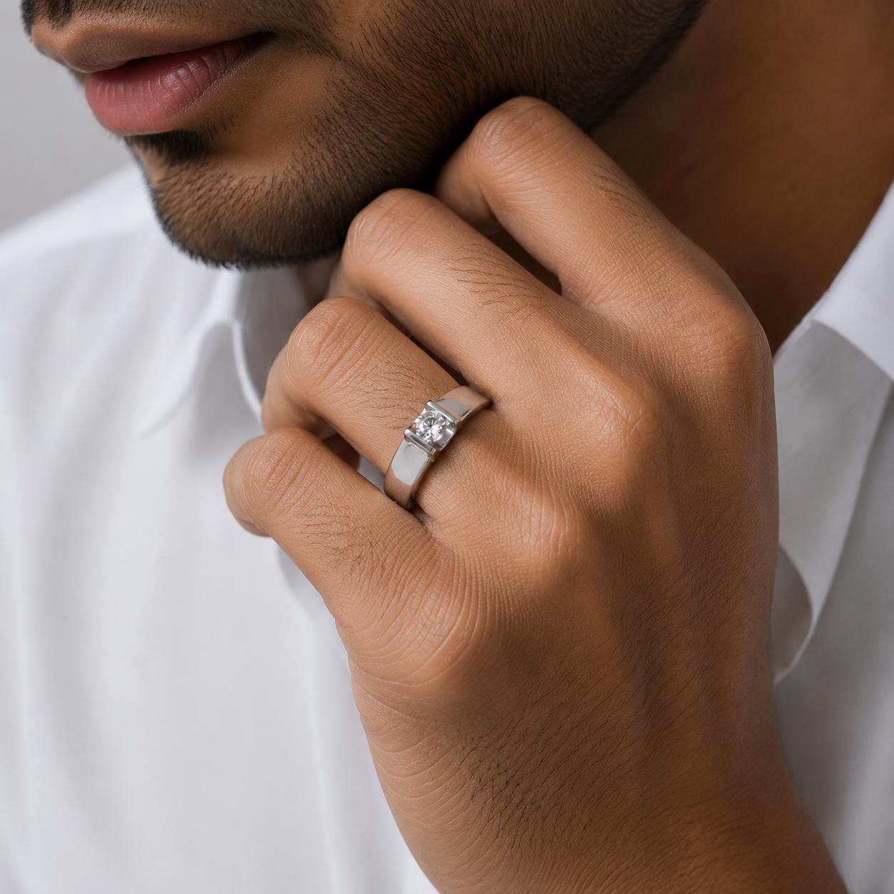 925 Sterling Silver Round Solitaire Men's Ring - Image 2