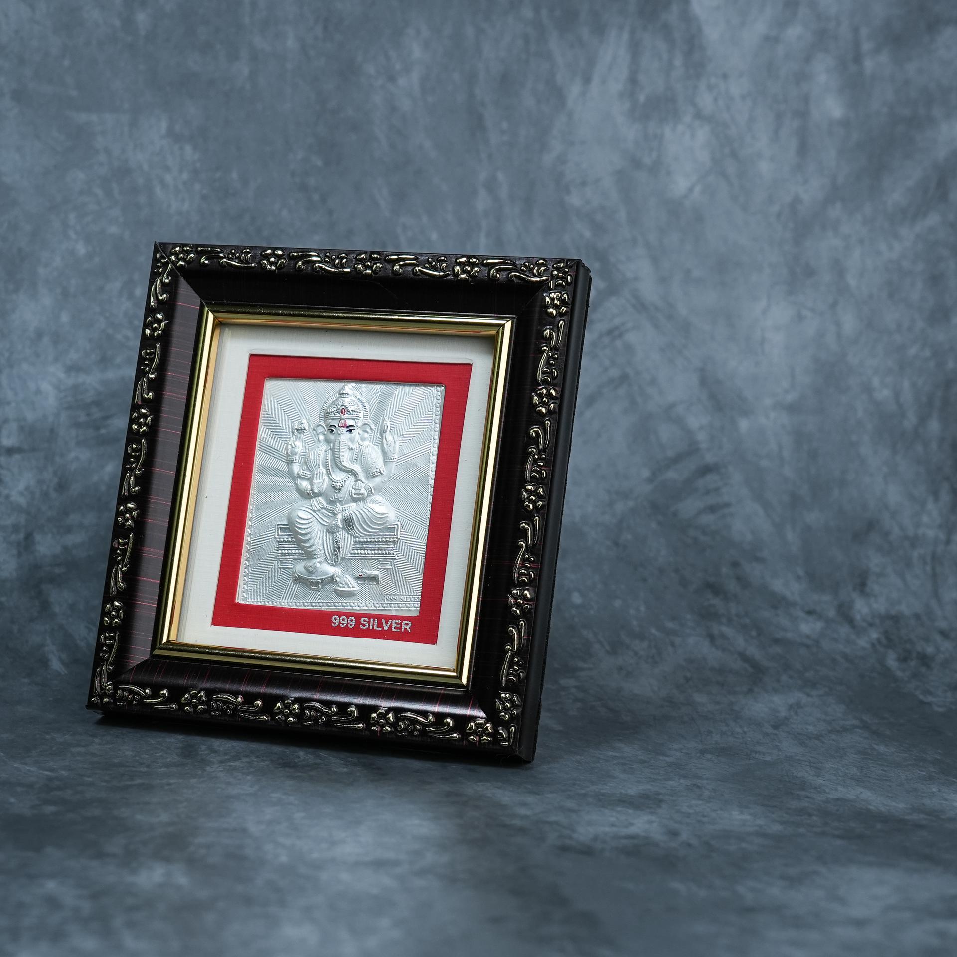 999 Silver Lord Ganesha Premium Classic Frame - Image 4