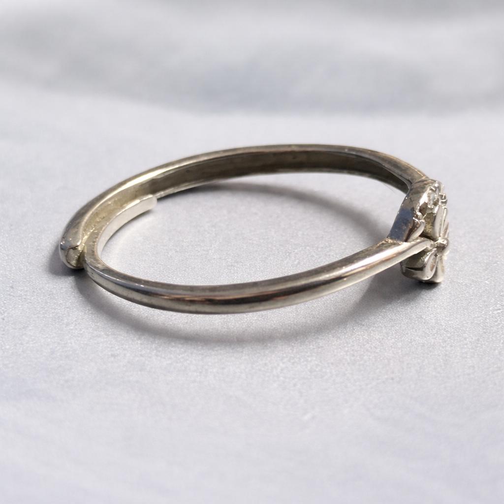 925 Sterling Silver Crystal Studded Flower Adjustable Ring - Image 3