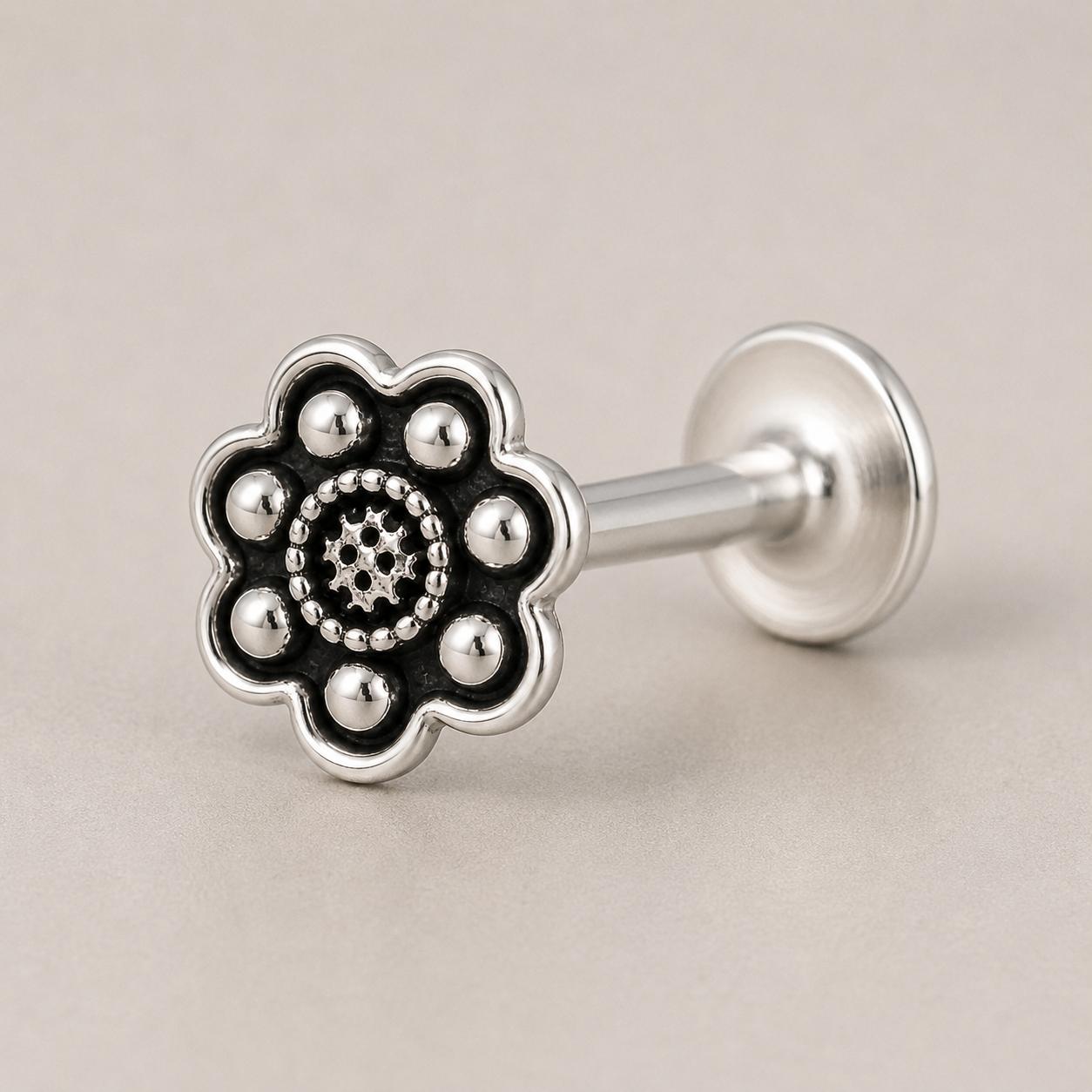925 Sterling Silver Vintage Floral Nose Pin - Image 2