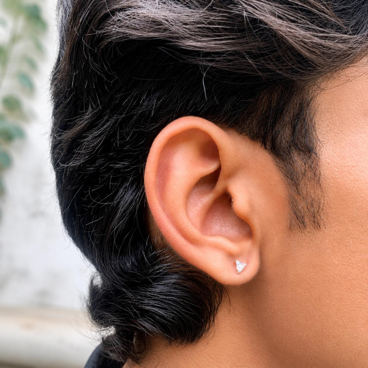 925 Sterling Silver Triangle Cut Men’s Stud Earring