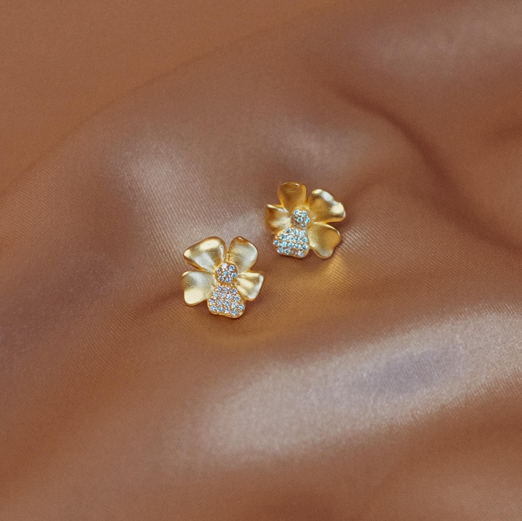 925 Sterling Silver With 22k Gold Plated Aurora Bloom Earring