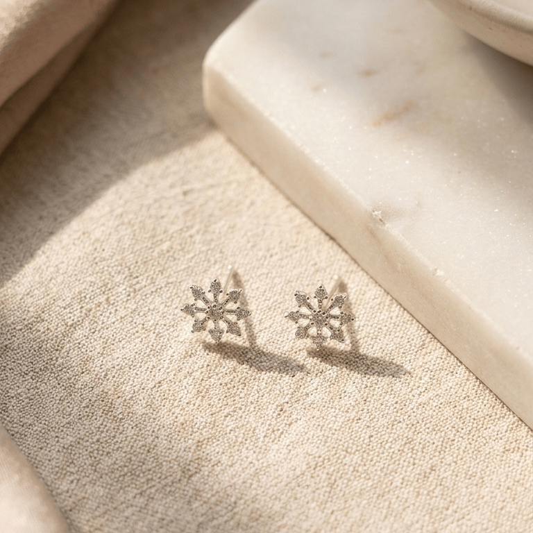 925 Sterling Silver Finish Crystal Snowflake Stud Earring