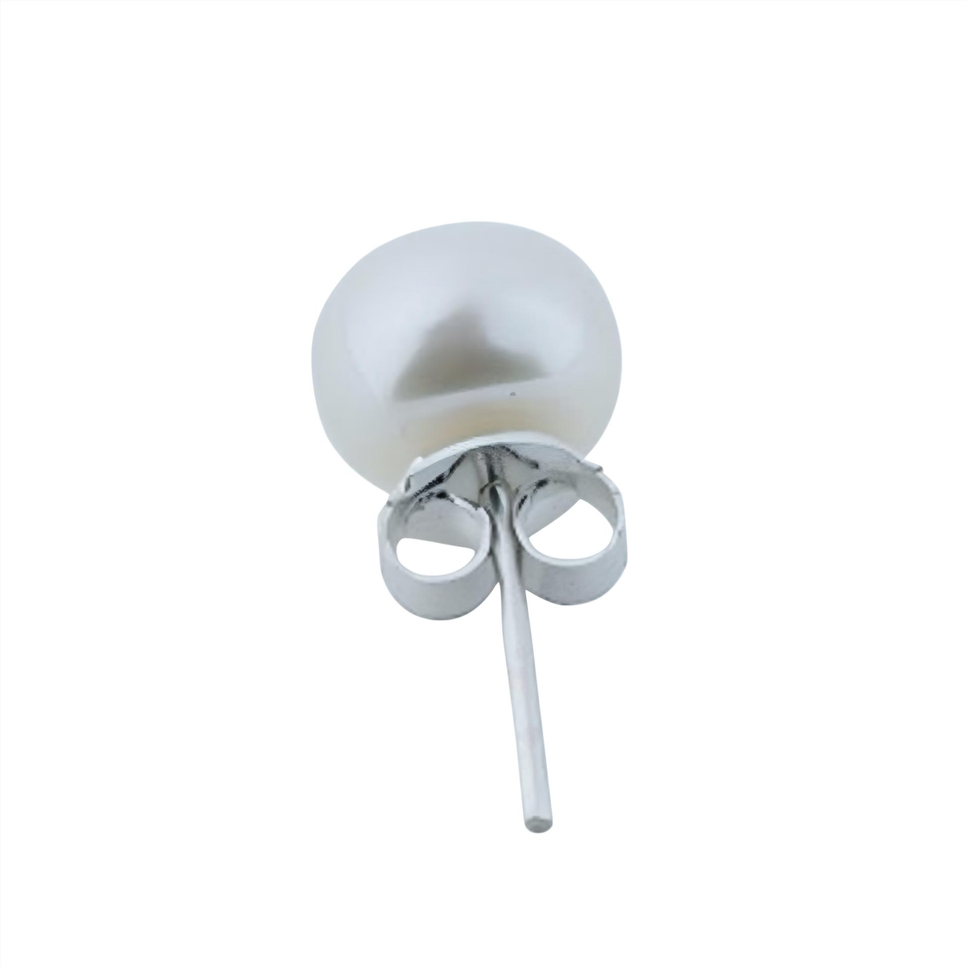 925 Sterling Silver Freshwater Pearl Stud Earrings