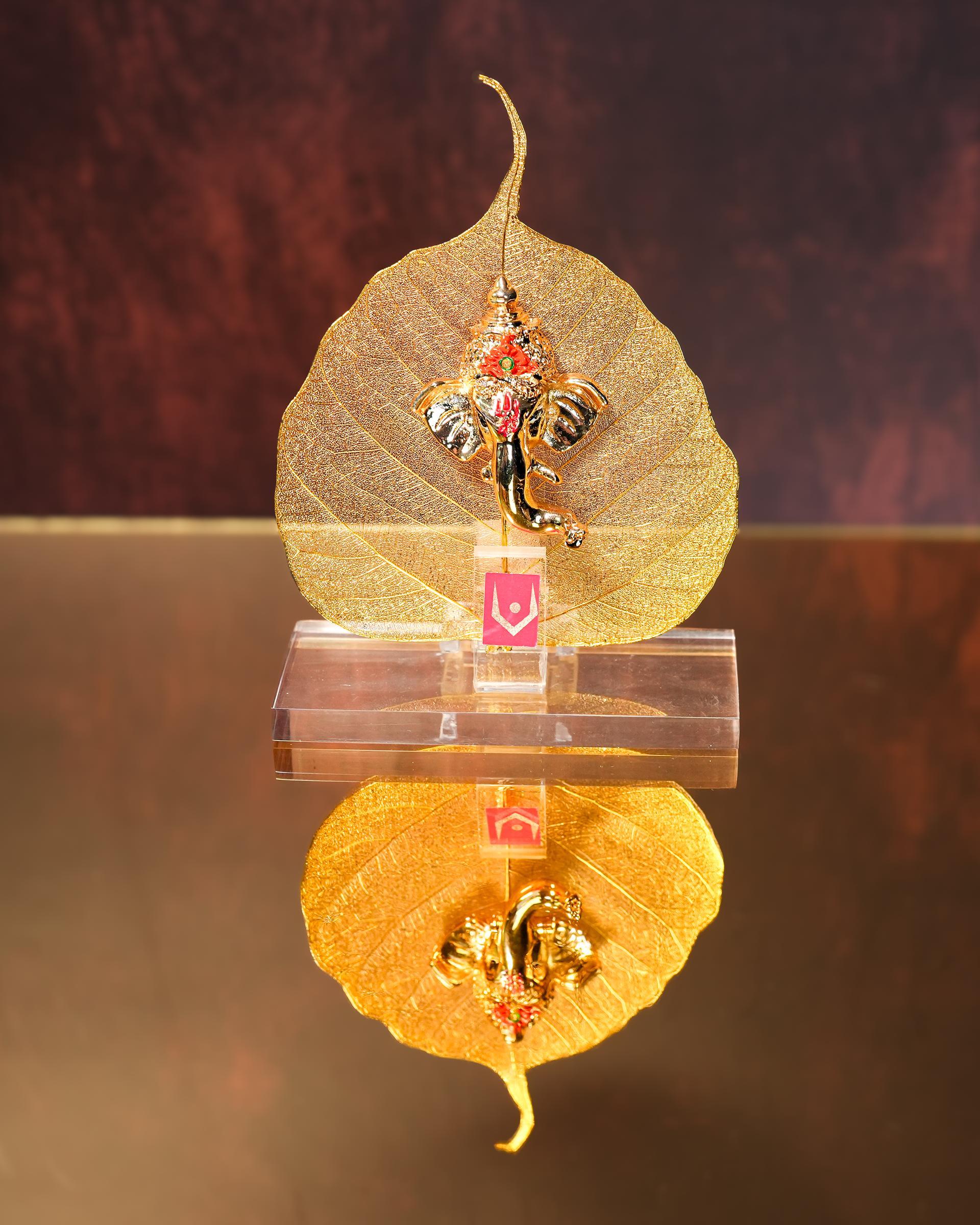 Divya Ganesha Peepal Leaf 999 Silver Plated (golden Tone) Spiritual Showpiece - Image 3
