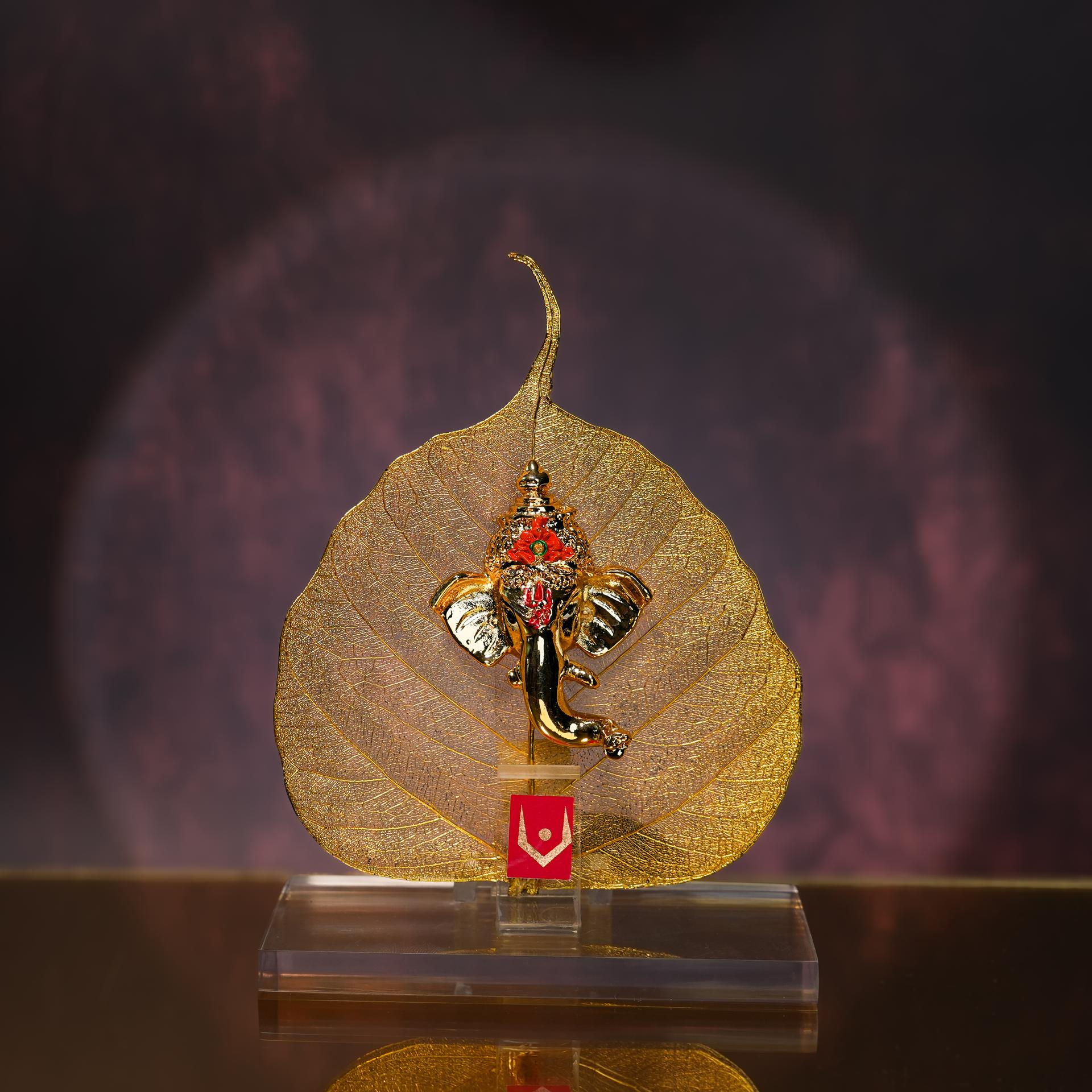 Divya Ganesha Peepal Leaf 999 Silver Plated (golden Tone) Spiritual Showpiece