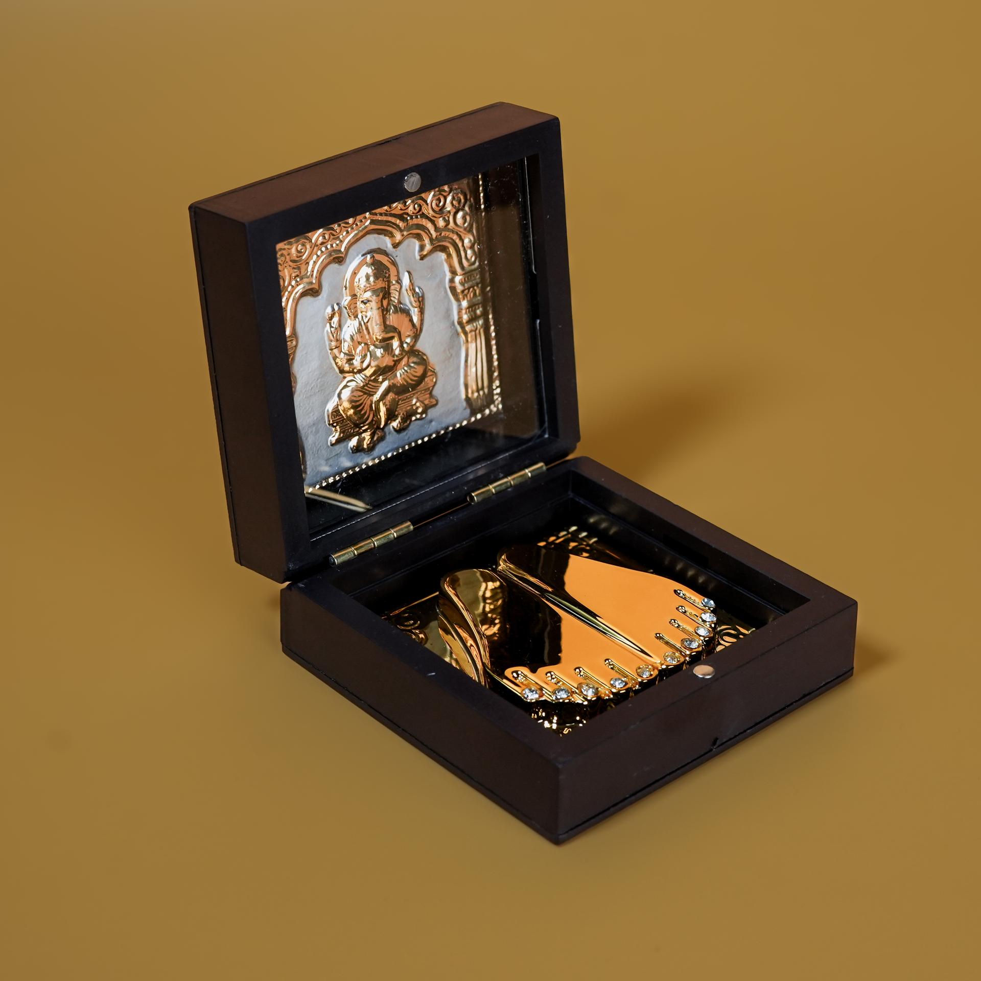 Divya Lord Ganesha Charan Paduka 999 Silver Pooja Box - Image 5