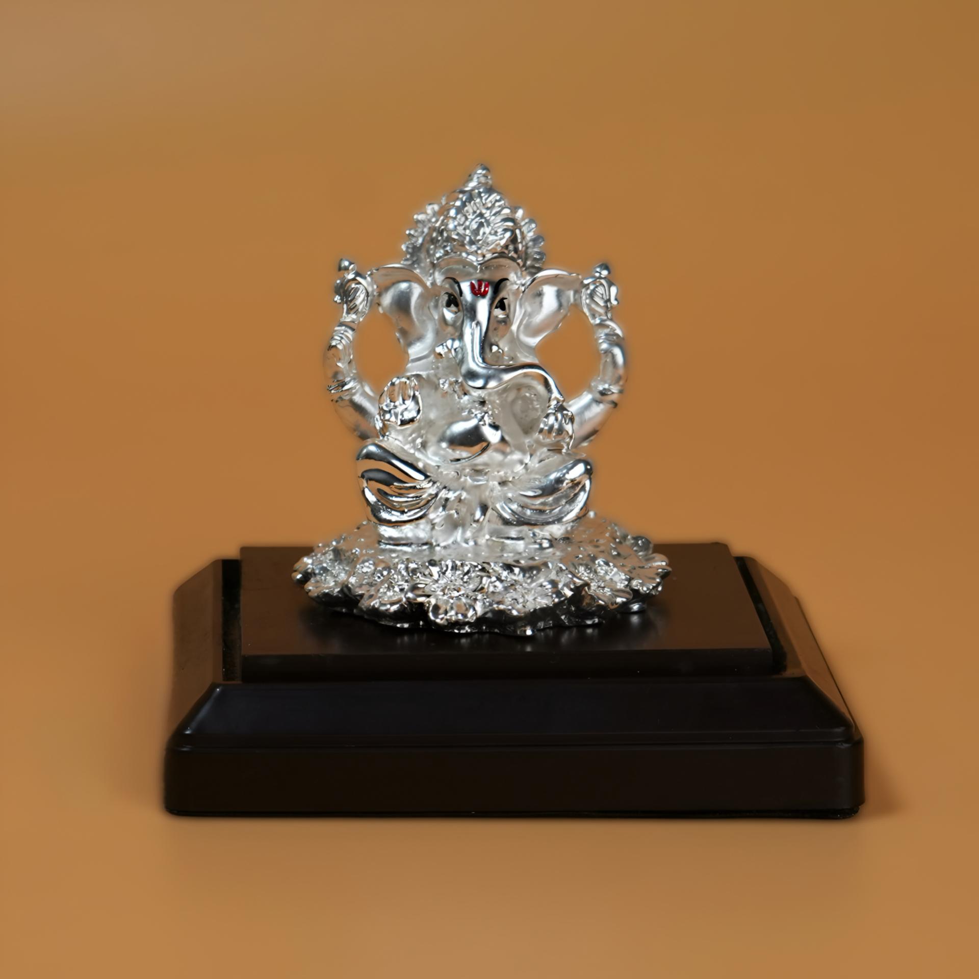 999 Silver Divya Lord Ganesha Idol With Premium Display Case
