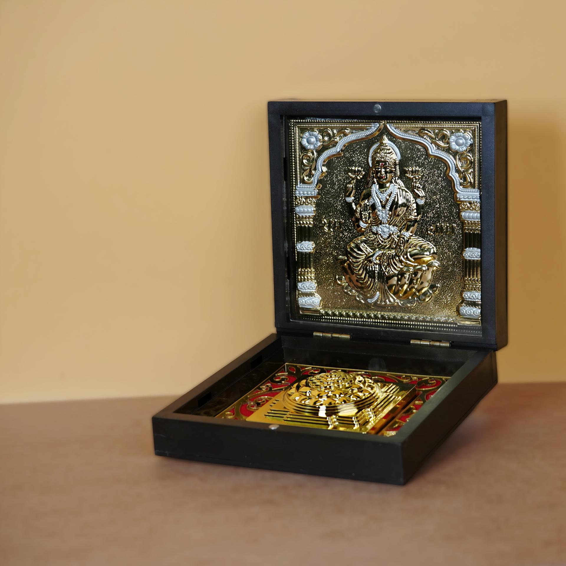 Divya Mahalakshmi Charan Paduka 999 Silver Plated (golden Tone) Pooja Box - Image 3