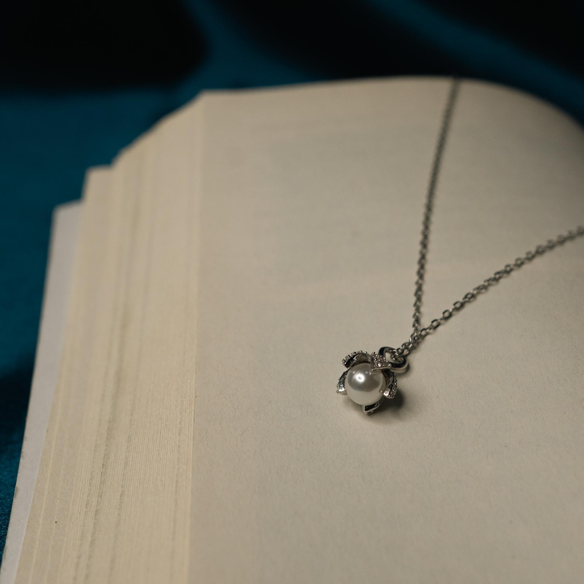 925 Sterling Silver Bloom Pearl Pendent With Chain - Image 3