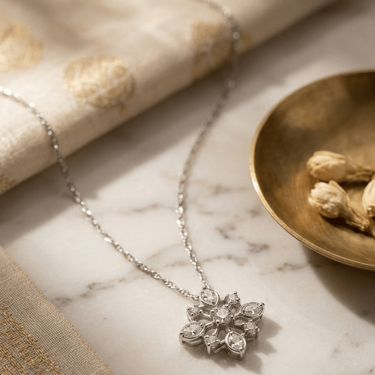 925 Sterling Silver Radiant Floral Cluster Jewellery Pendant Necklace With Chain